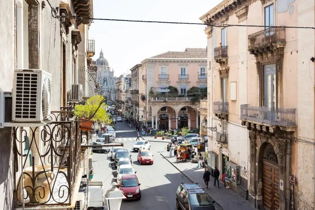 General view, Catania Inn, Catania