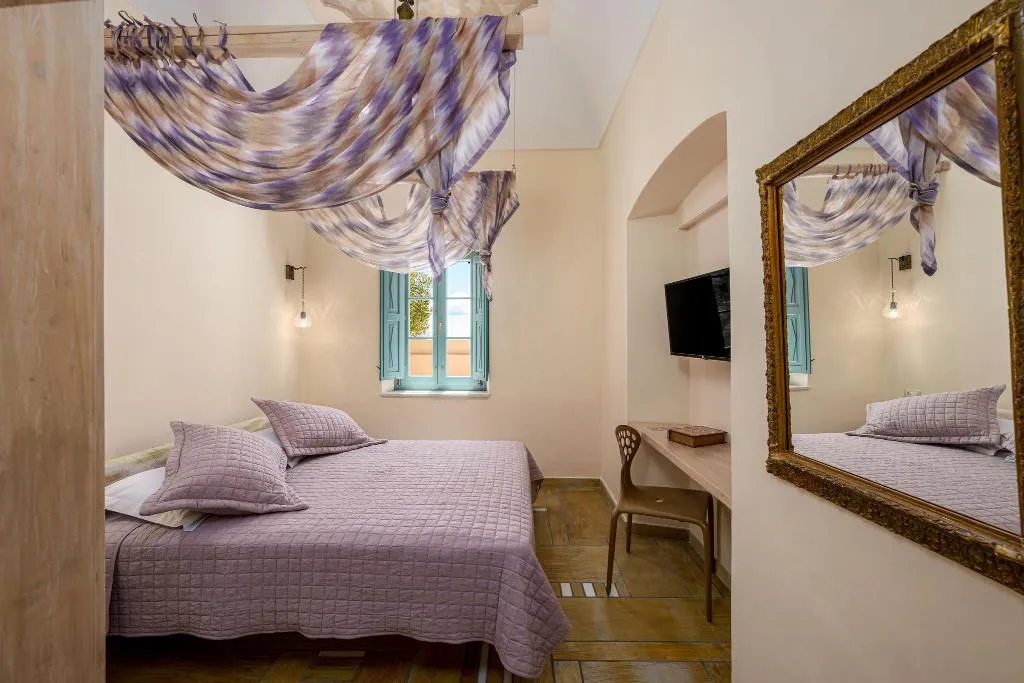 VILLA TWO BEDROOMS Room, Passion Blue Villas, Santorini