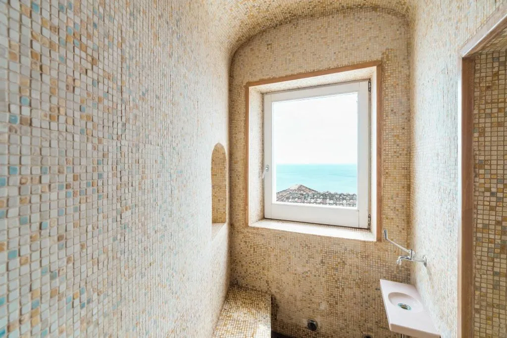 DOUBLE QUEEN SIZE BED Room, Villa Magia, Naples