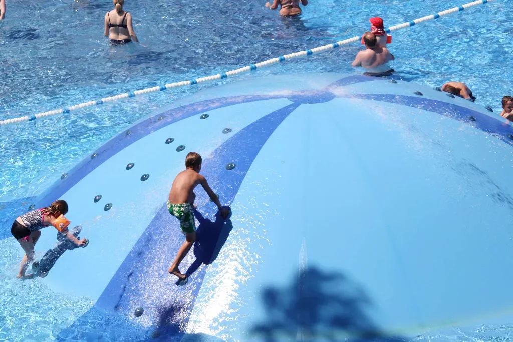 Sports and Entertainment, Zafiro Cala Mesquida, Majorca