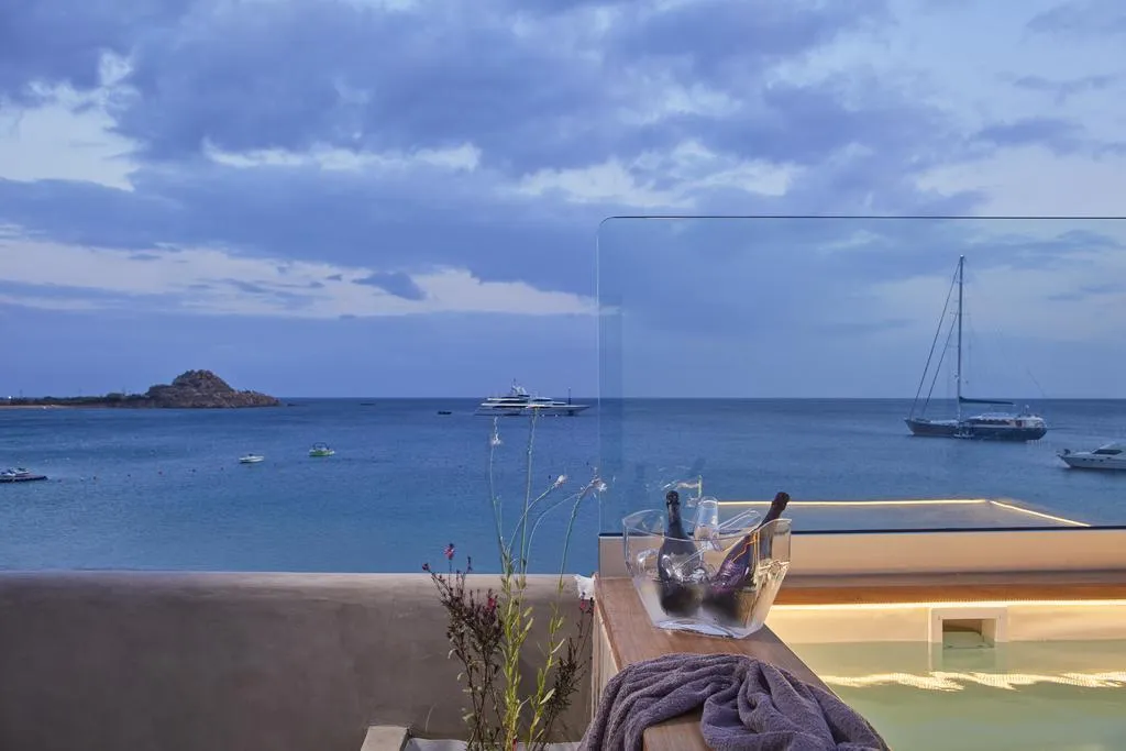 General view, Kosmoplaz Beach Resort, Mykonos