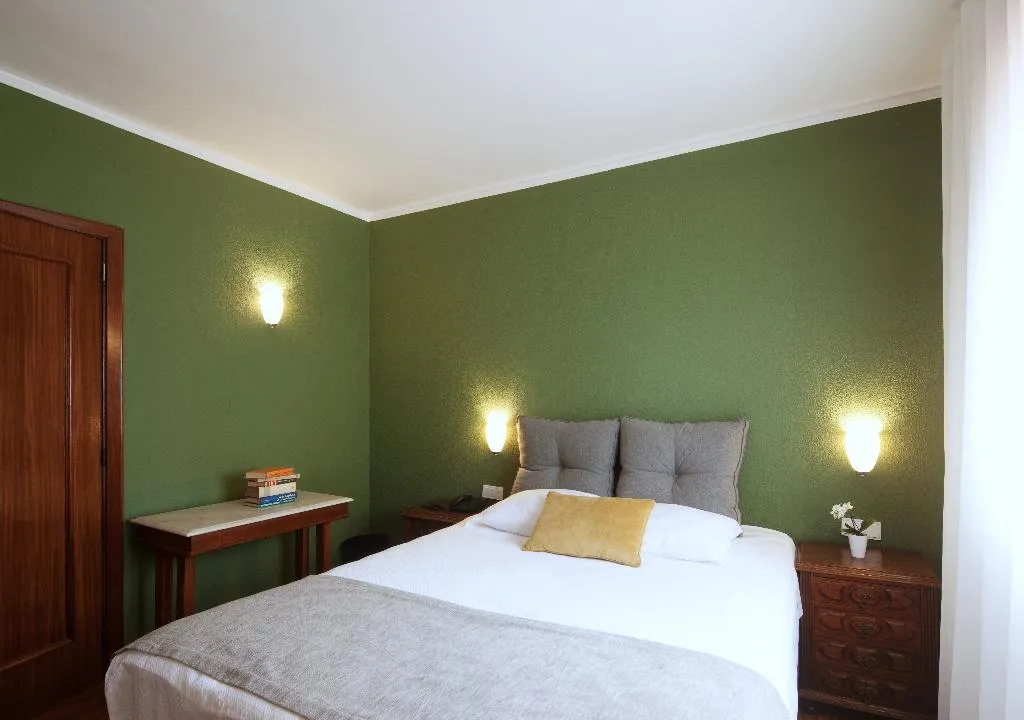 SINGLE STANDARD Room, The Rex Hotel, Porto