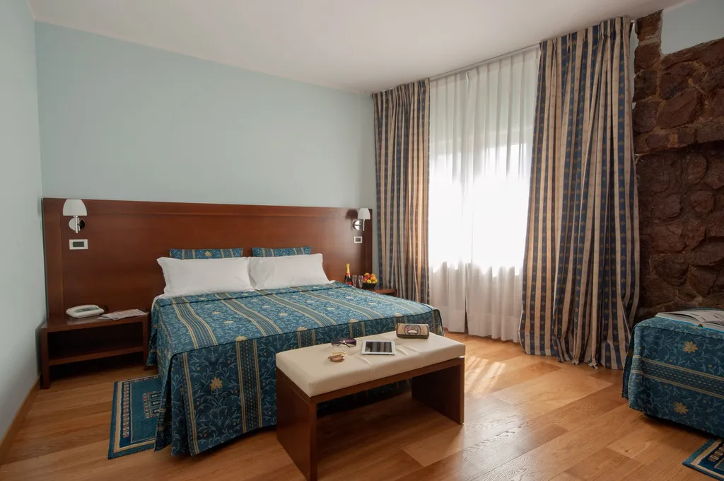 TRIPLE STANDARD Room, La Pergola, Rome