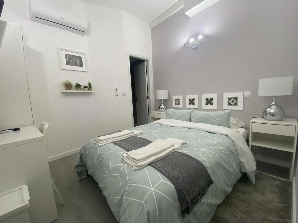 Room, Residencial Triunfo, Porto