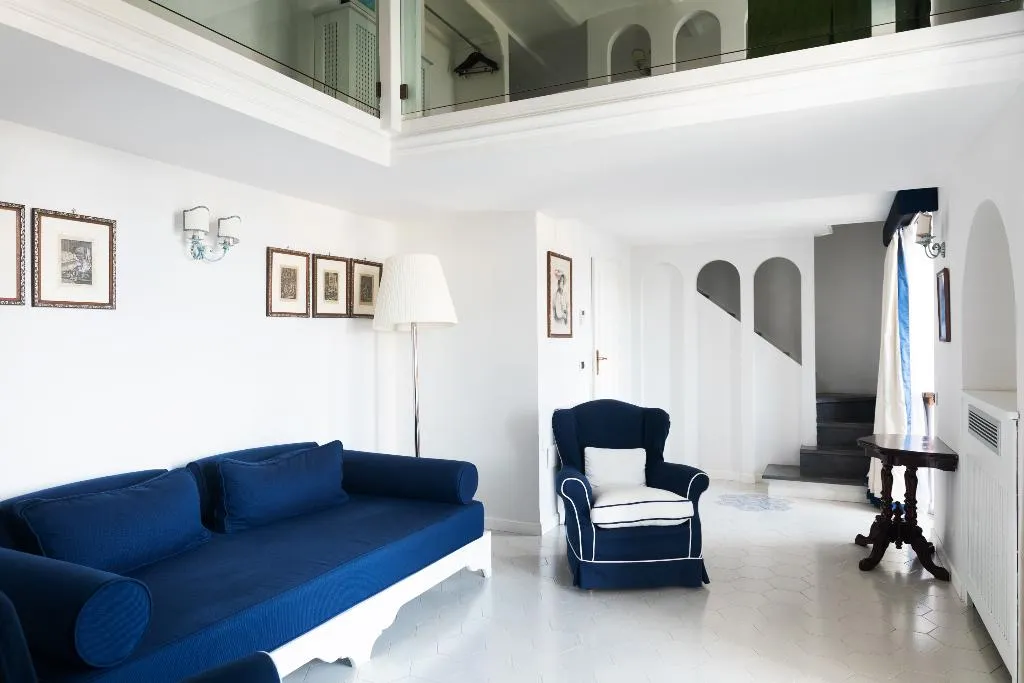 SUITE DELUXE SEA VIEW Room, Grand Hotel Cocumella, Naples