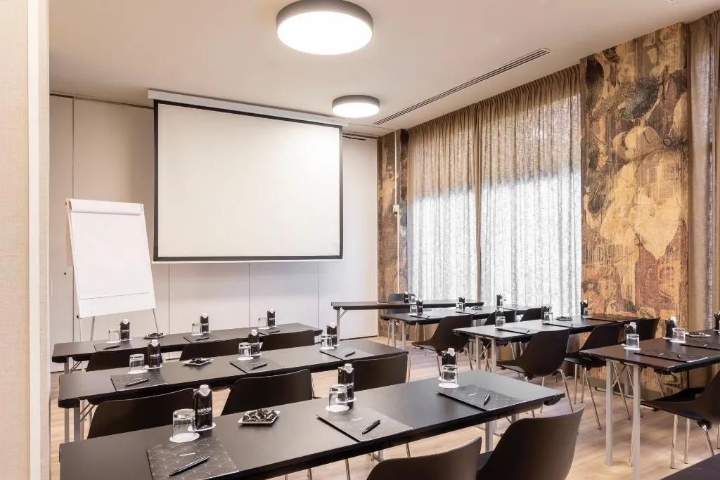 Conferences, Acta Piramides, Madrid