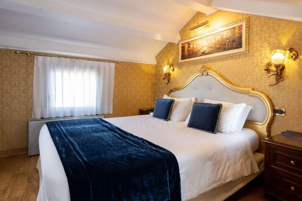 DOUBLE STANDARD Room, Hotel Olimpia Venice, BW Signature Collection, Venice