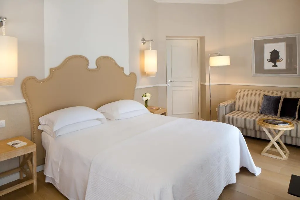 FAMILY ROOM STANDARD Room, Starhotels Terminus, Naples
