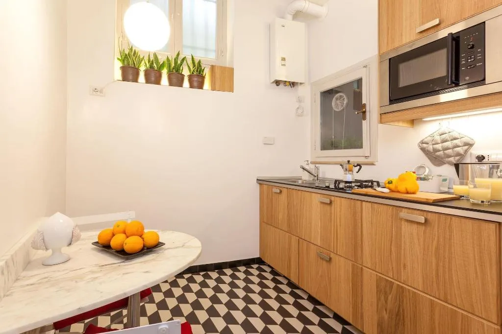 Room, The Blue Hostel, Naples