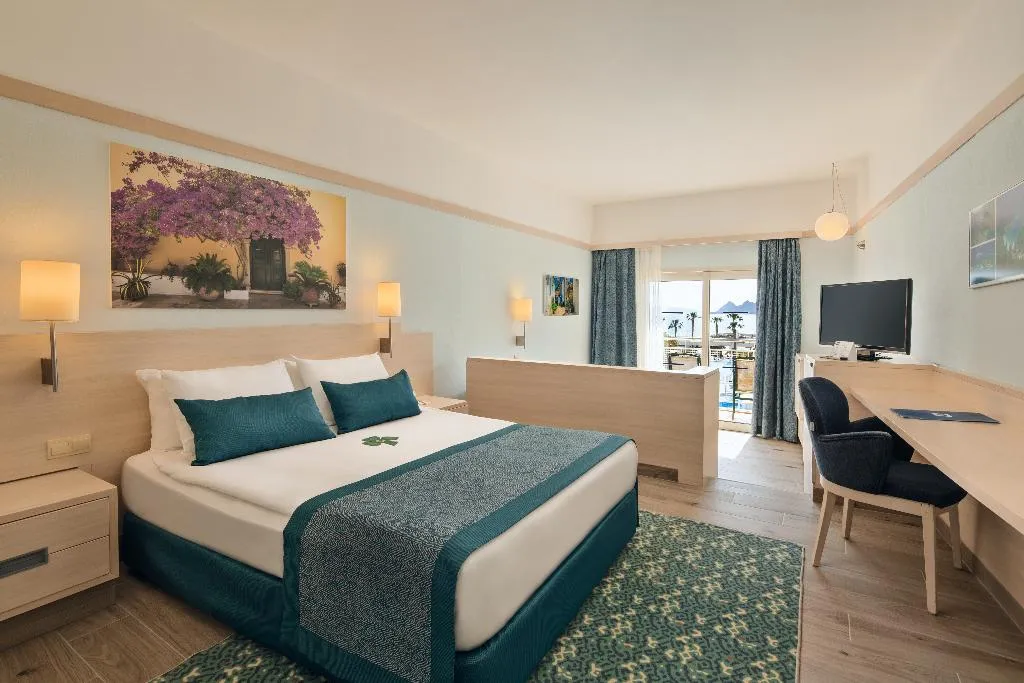 TRIPLE SUPERIOR Room, La Blanche Resort & Spa, Bodrum