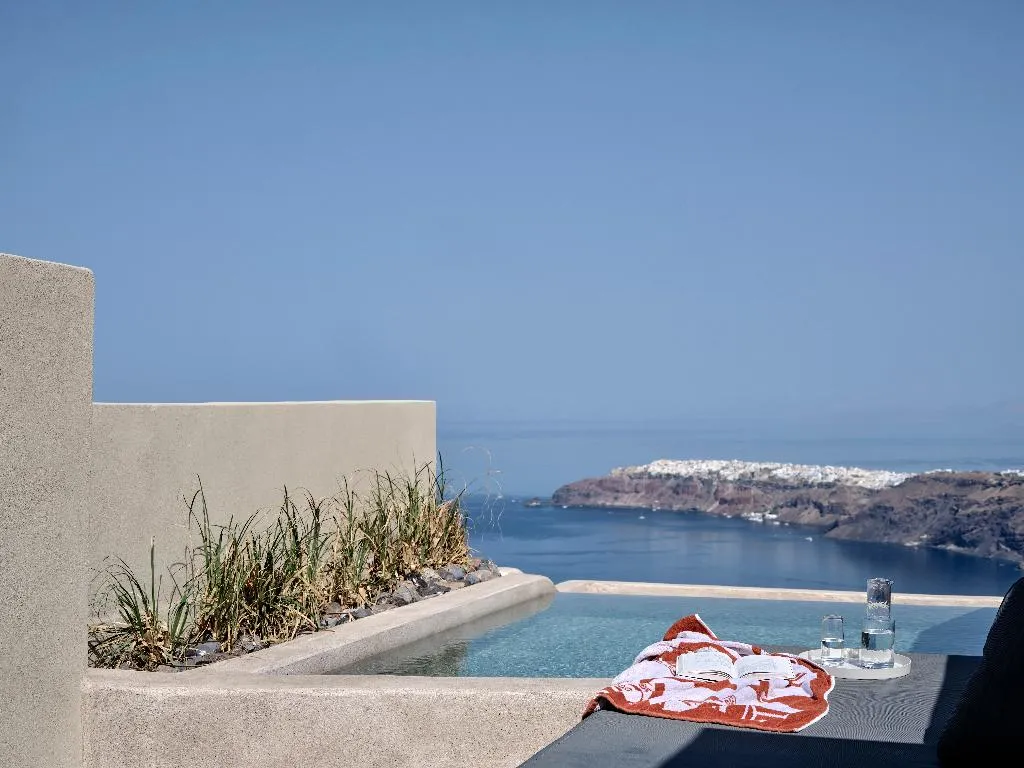SUITE STANDARD Room, Andronis Concept, Santorini