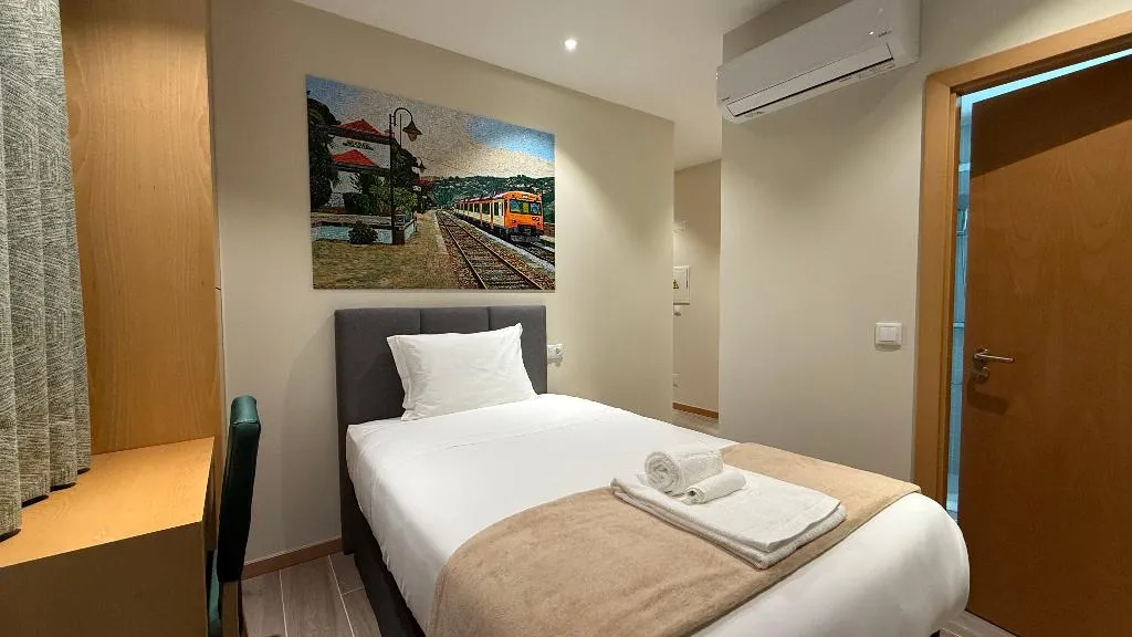 SINGLE STANDARD Room, Oporto Station Hostel & Rooms, Porto