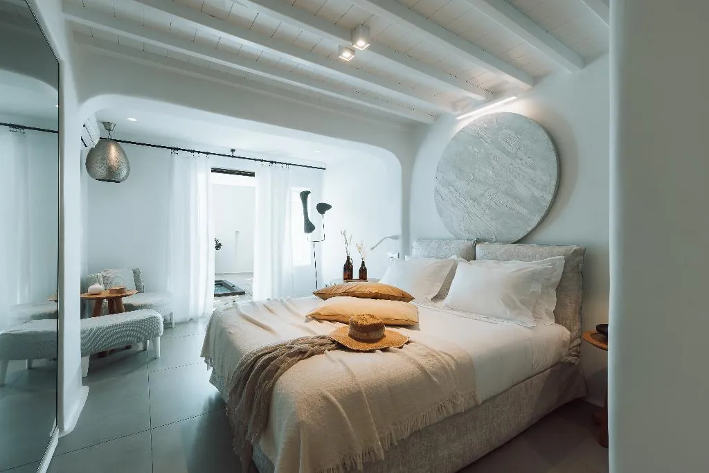 DOUBLE DELUXE WITH JACUZZI Room, Mykonos Ammos, Mykonos