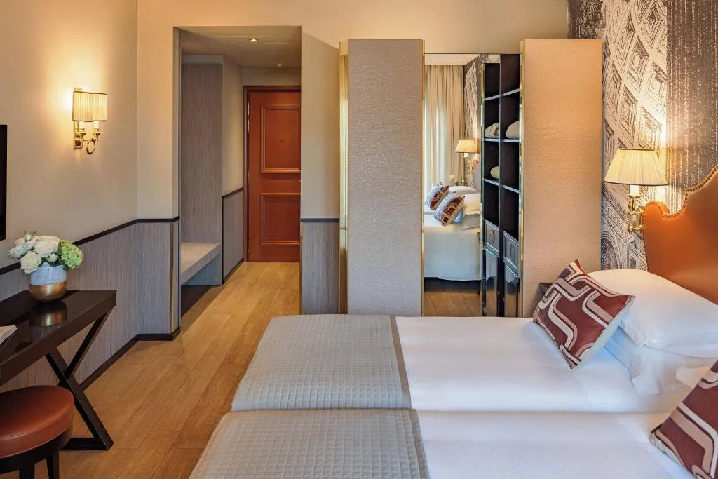 Double or Twin DELUXE Room, Starhotels Michelangelo Roma, Rome