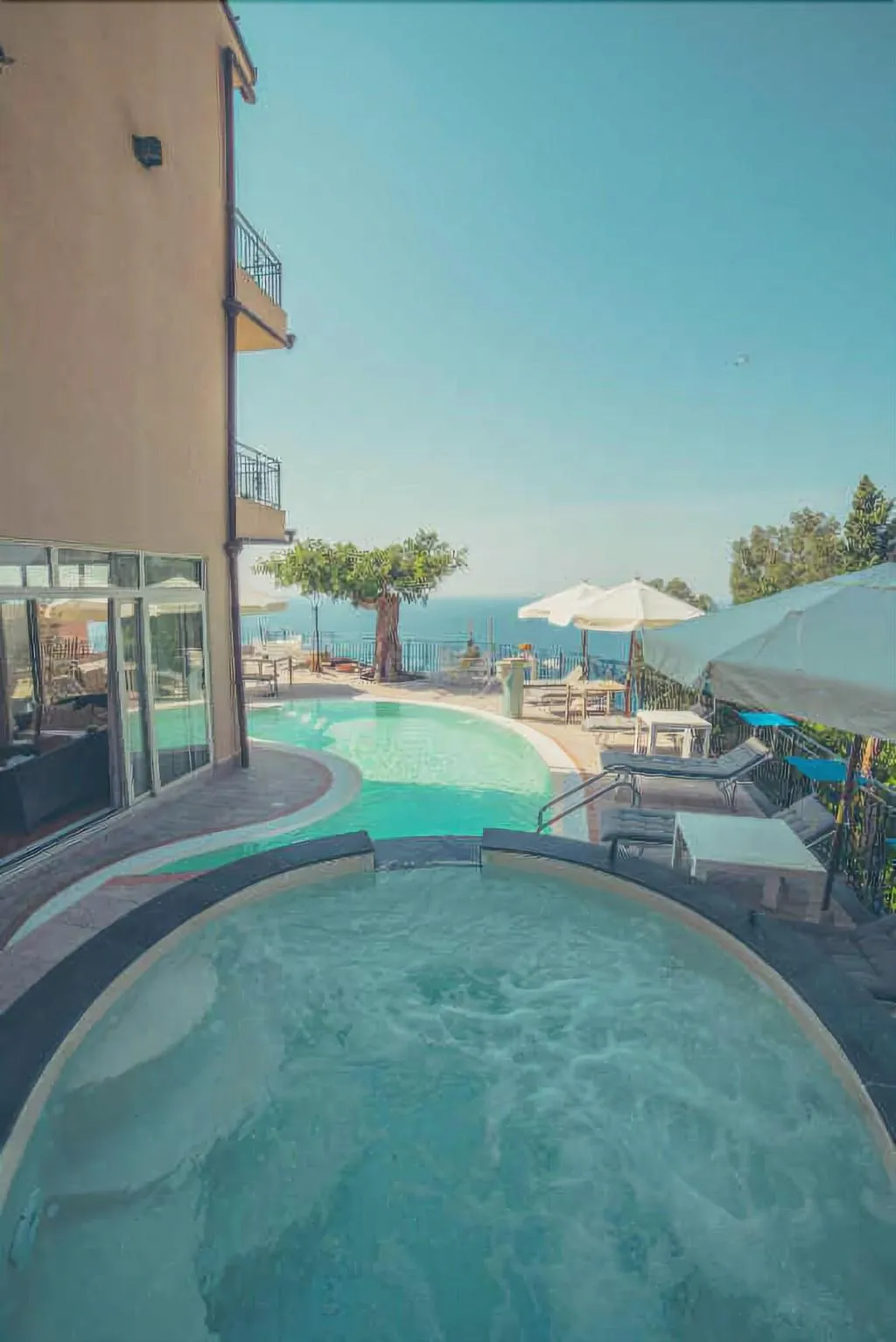 Sports and Entertainment, Meridiana, Taormina