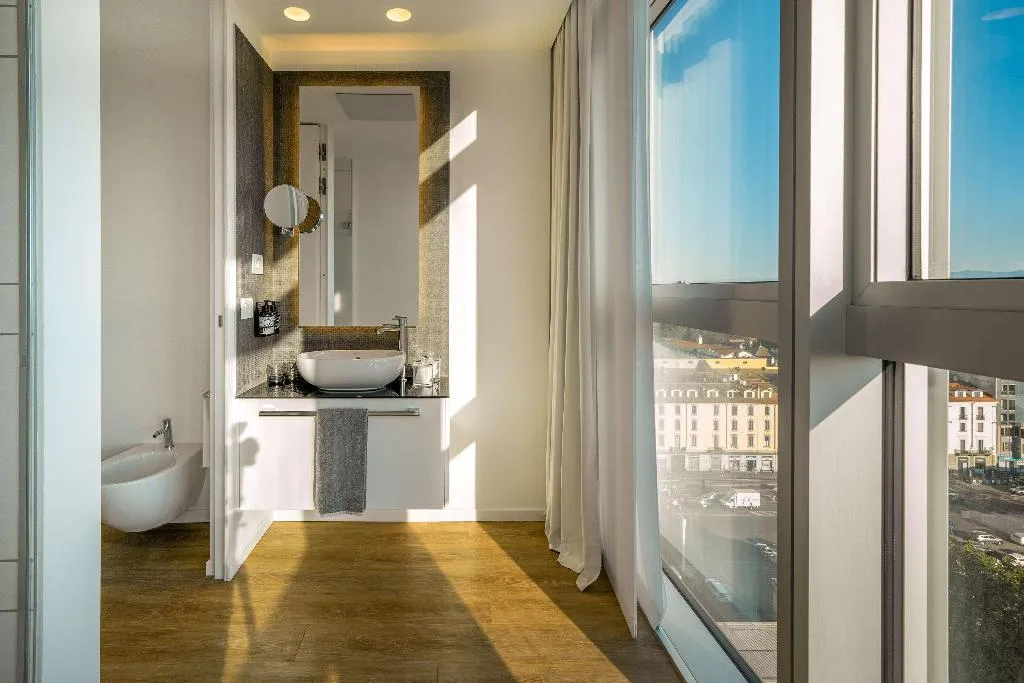 Room, Innside Milano Torre Galfa, Milan