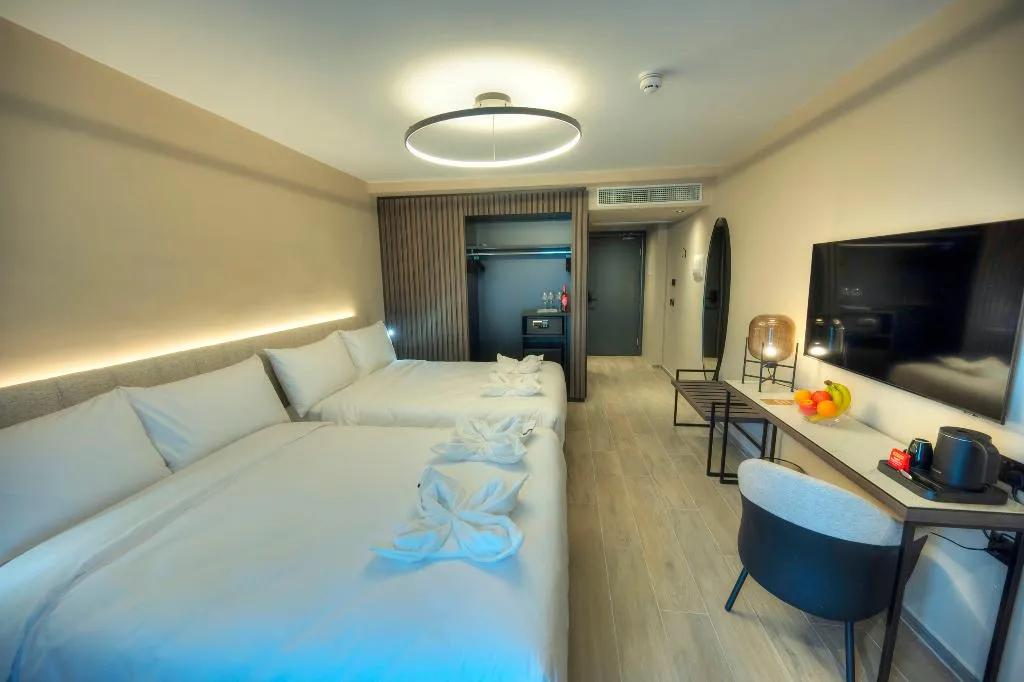 FAMILY ROOM WITH BALCONY Room, Aste Hotel, Malta