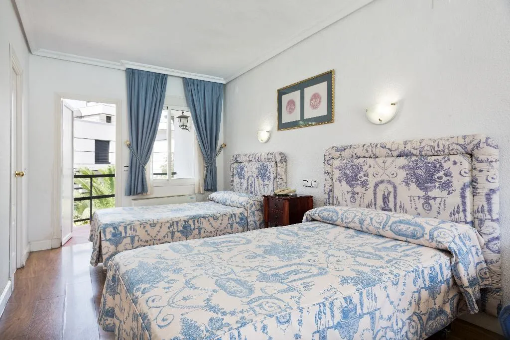Double or Twin SUPERIOR Room, Best Osuna Madrid Feria, Madrid