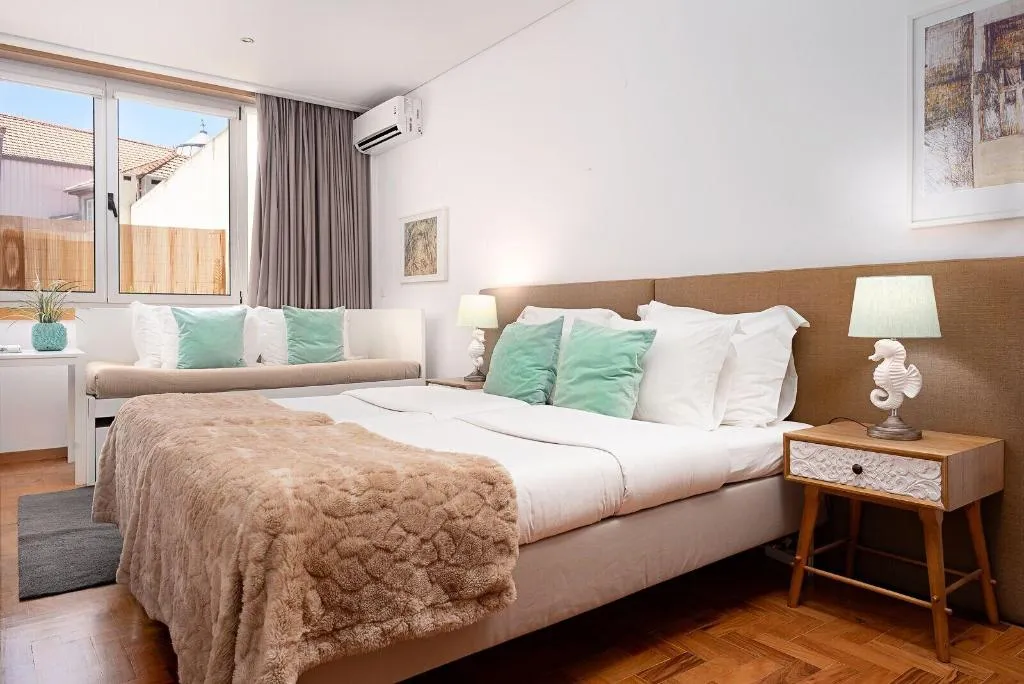 Room, Oporto Stories Apartments - Santa Catarina, 219, Porto