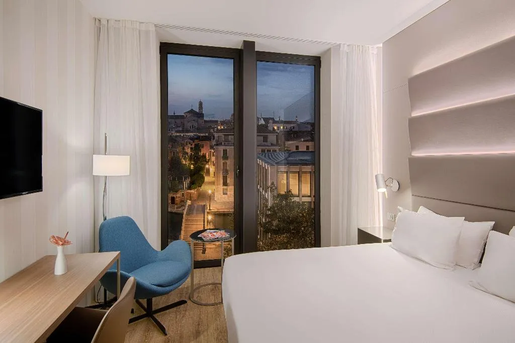 DOUBLE WITH VIEWS Room, Avani Rio Novo Venice Hotel, Venice
