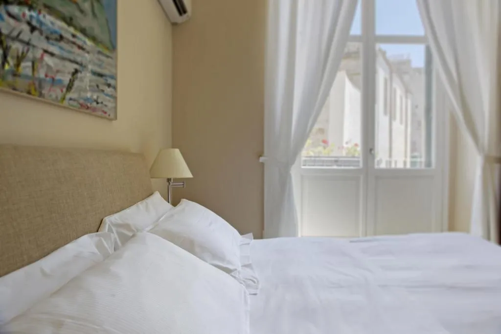 DOUBLE SINGLE USE CLASSIC Room, Palazzo Brunaccini, Palermo