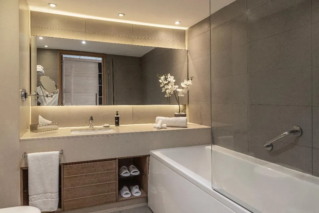 SUITE EXECUTIVE Room, Royal Apollonia, Cyprus