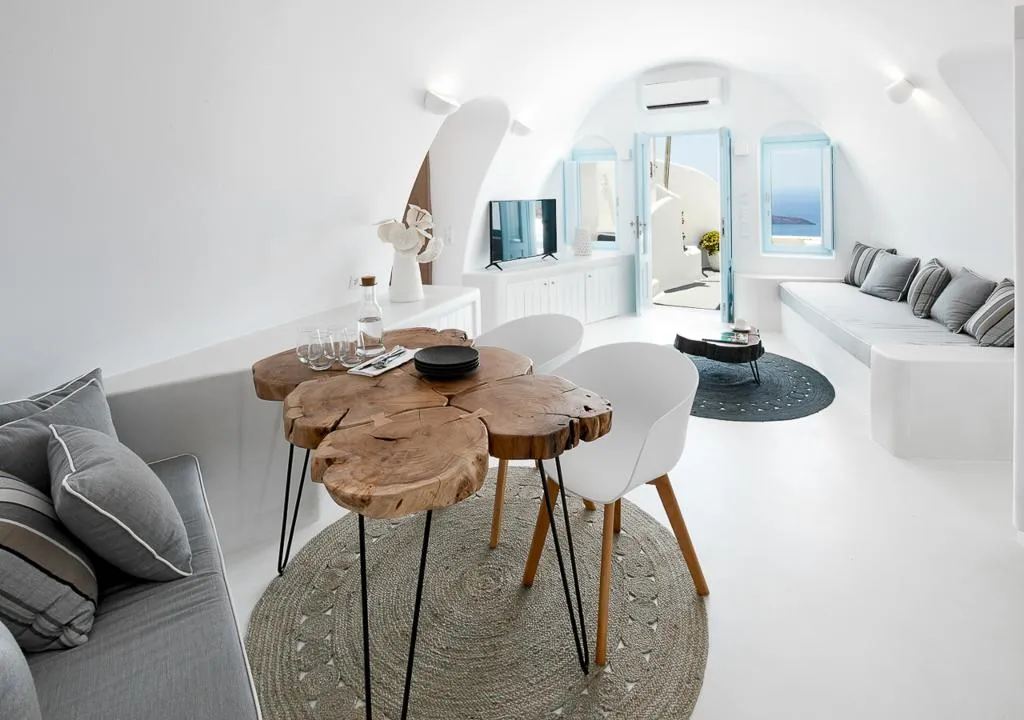 VILLA SUPERIOR Room, Infinity Suites & Dana Villas, Santorini