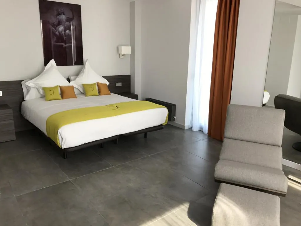 APARTMENT DELUXE Room, Cosmo Apartments Sants, Barcelona