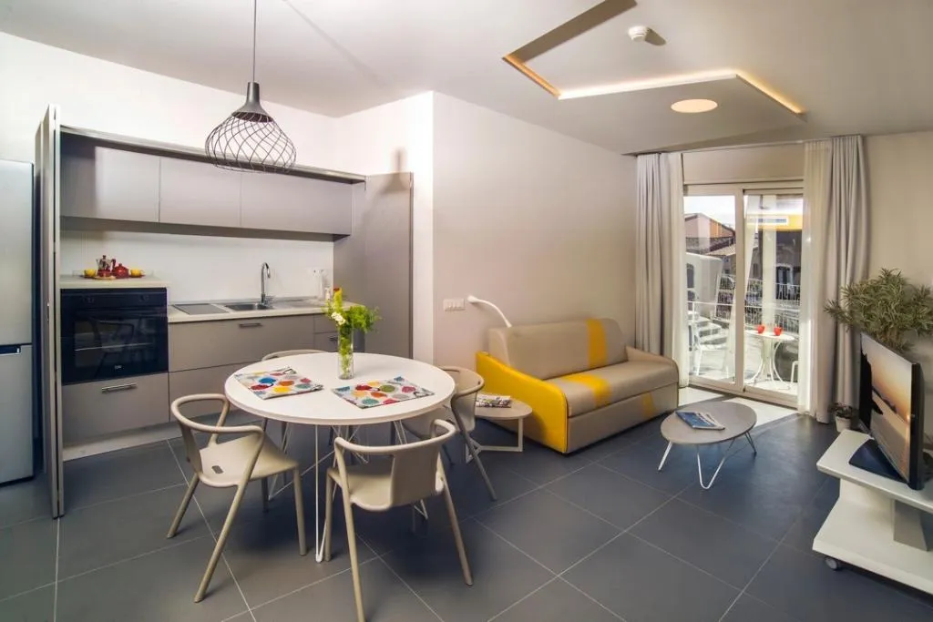 APARTMENT TWO BEDROOMS ONE BATHROOM Room, Ciclope Resort, Catania