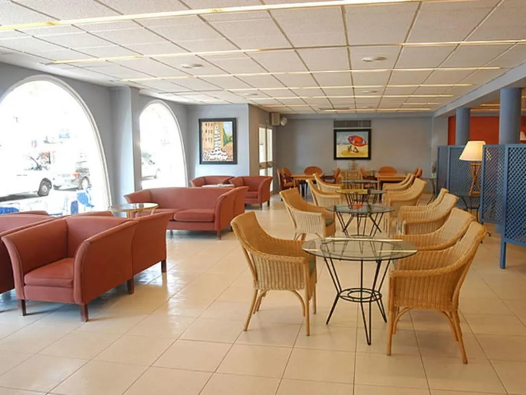 Lobby, La Terrassa, Costa Brava