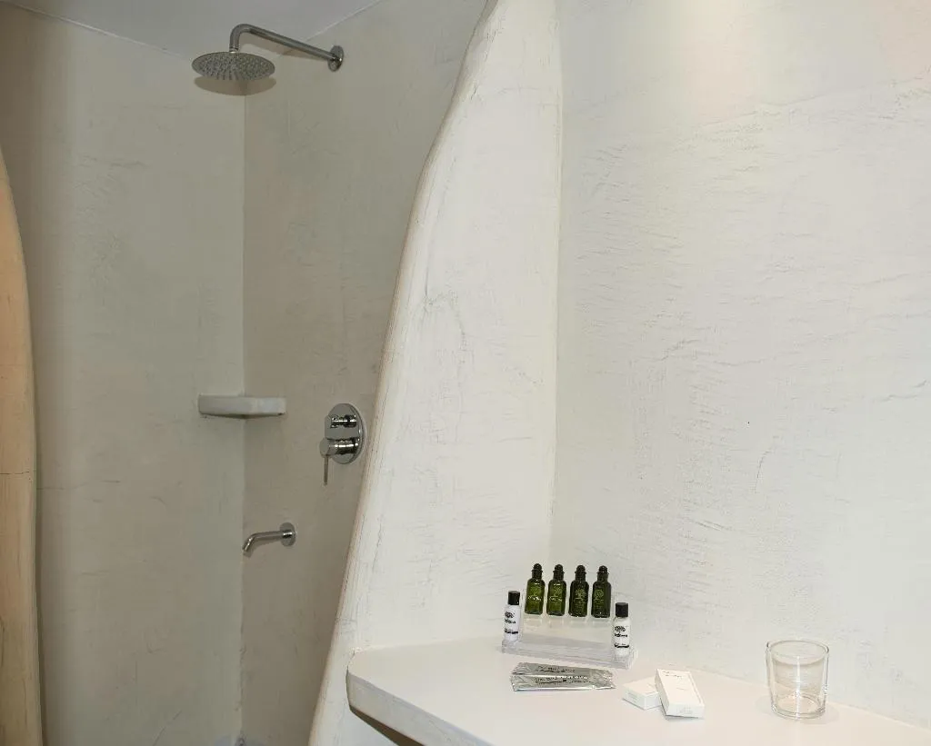 Double or Twin STANDARD Room, The Last Sunbeam, Santorini