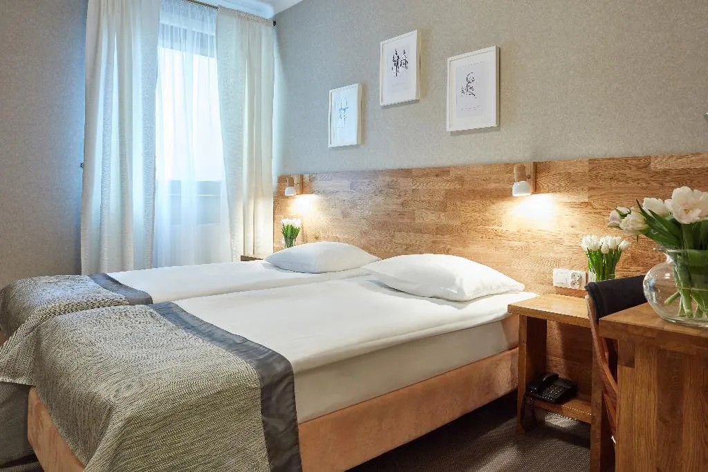 Double or Twin STANDARD Room, Batory, Krakow