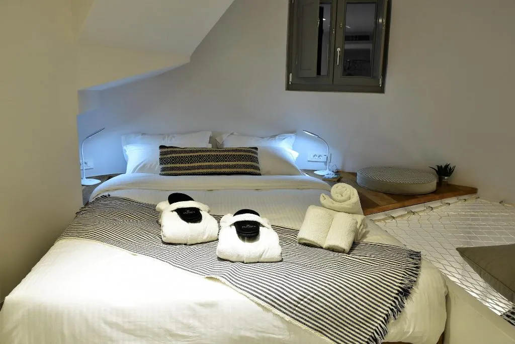 Room, Horizon Mills Villas & Suites, Santorini