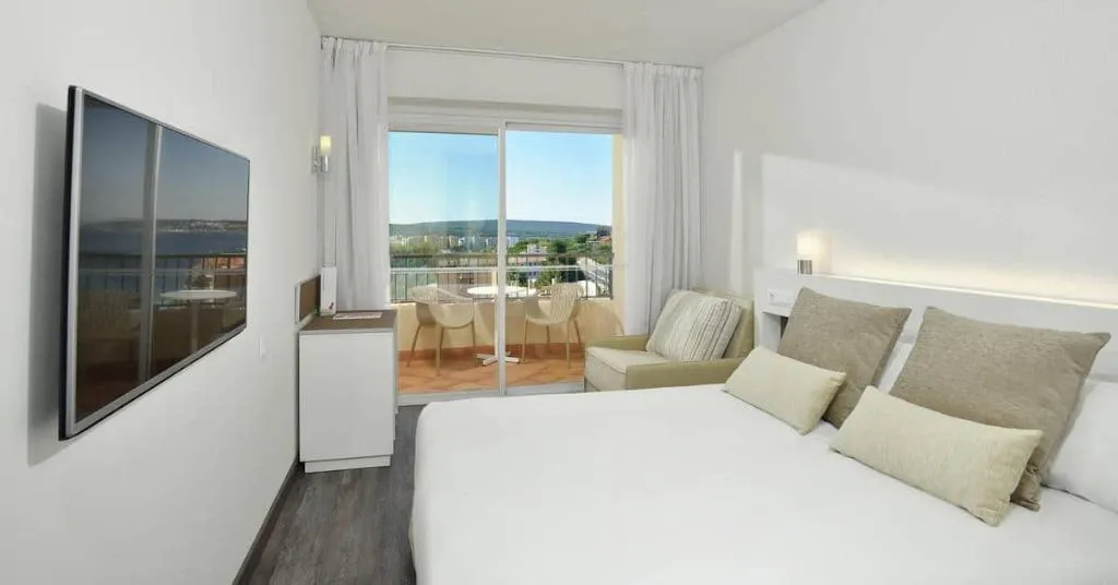 DOUBLE STANDARD Room, Sol Palmanova-Mirlos Tordos, Majorca