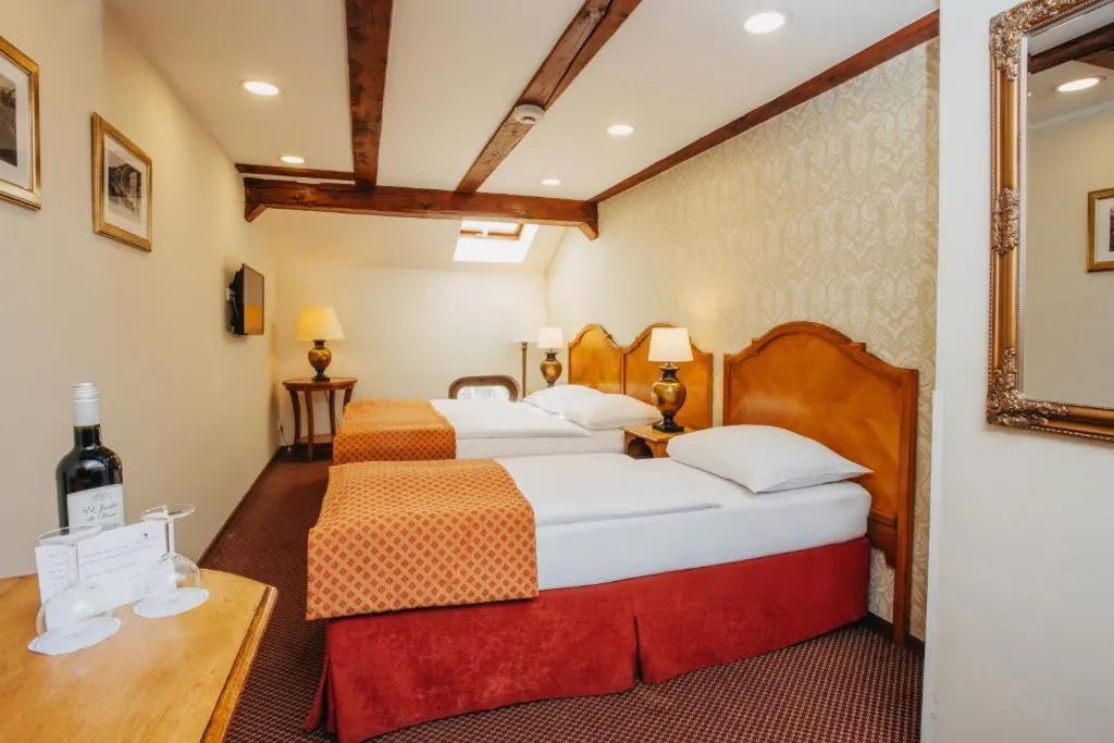 TRIPLE STANDARD Room, Hotel Wenceslas Square, Prague