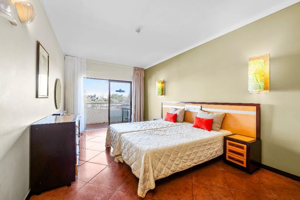 APARTMENT TWO BEDROOMS Room, Paraiso Albufeira, Algarve