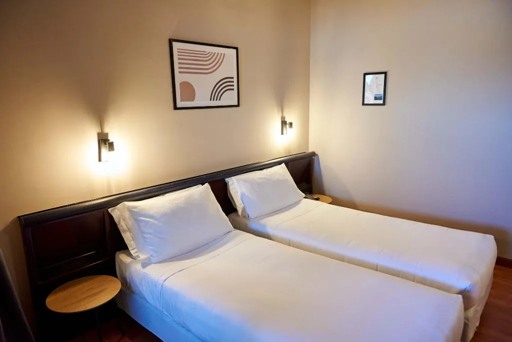 DOUBLE STANDARD Room, Concorde, Milan