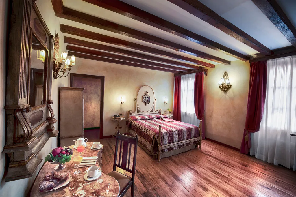 DOUBLE DELUXE Room, Castello della Castelluccia, Rome