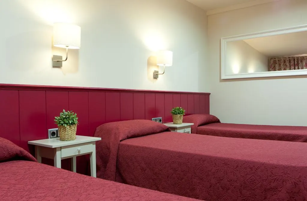 General view, Hostal Matheu, Madrid