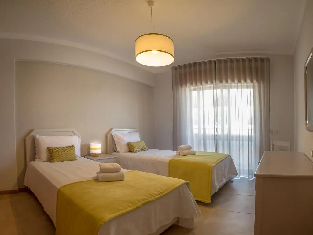 APARTMENT CAPACITY 2 ONE BEDROOM Room, Flor Da Rocha, Algarve
