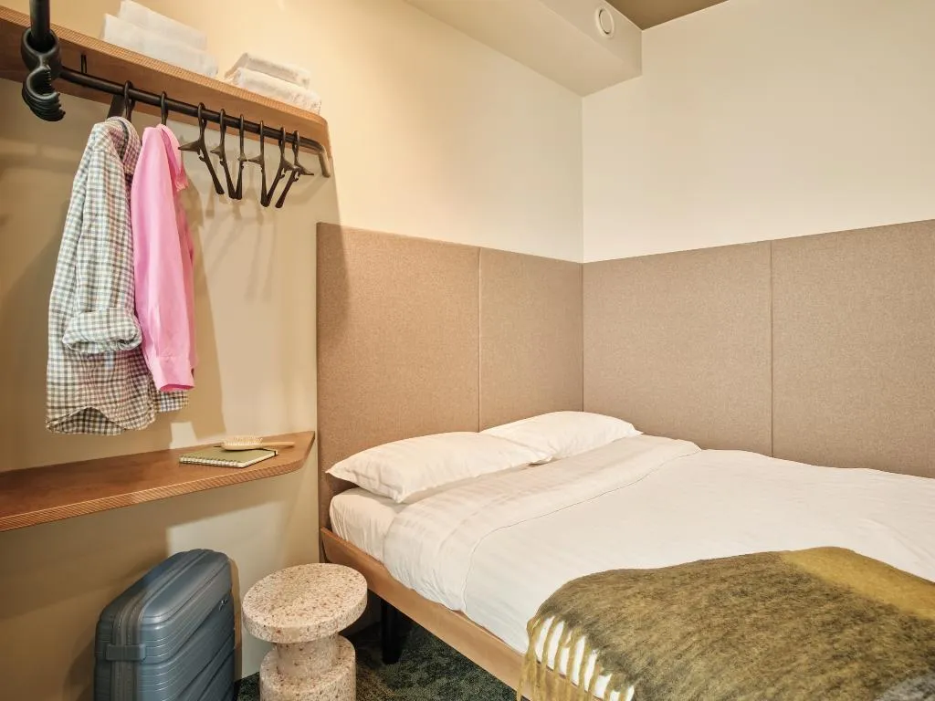 DOUBLE WITH SHARED BATHROOM Room, Cityhub Reykjavik, Reykjavik