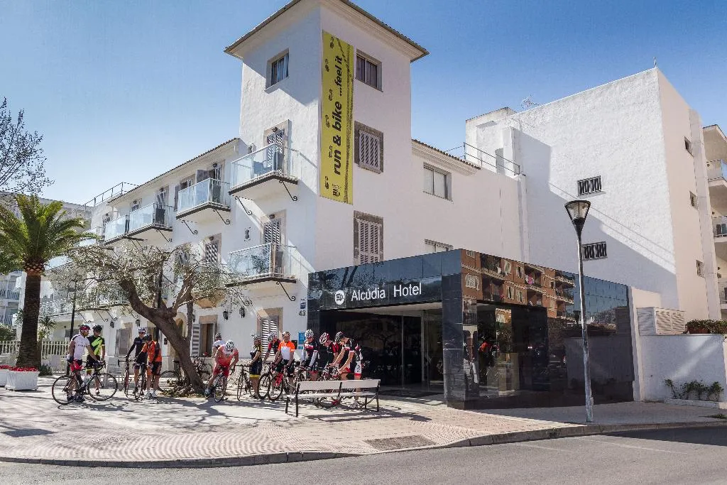 Sports and Entertainment, Eix Alcudia Hotel +18, Majorca