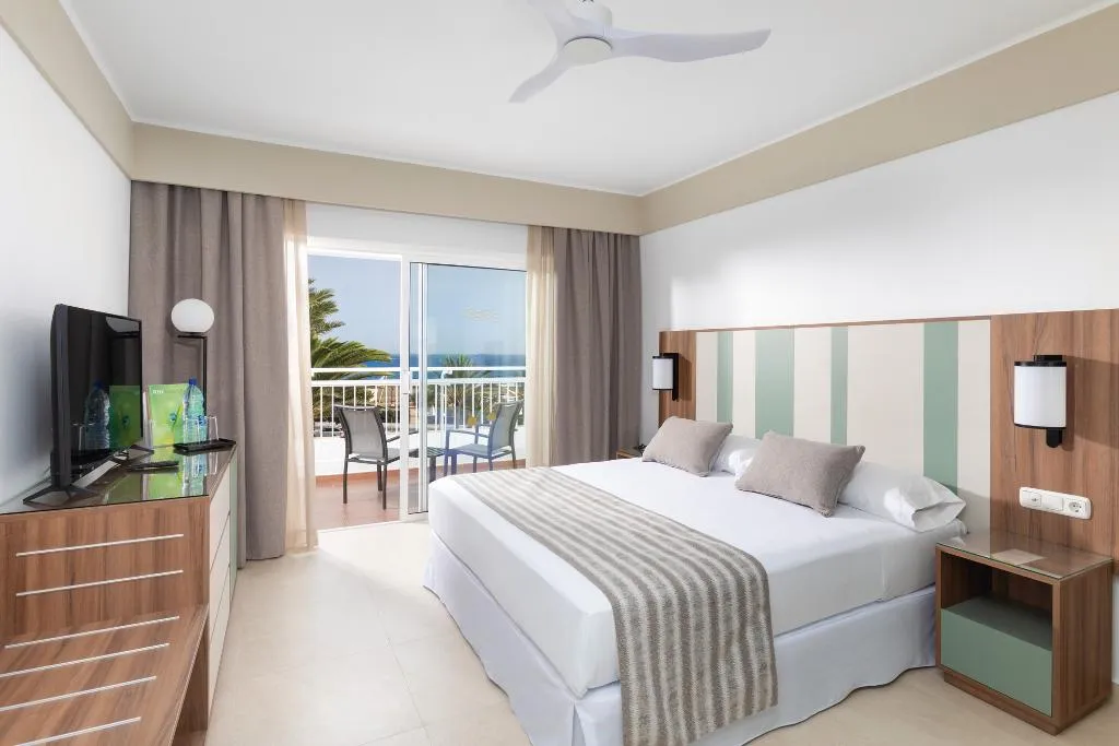 Double or Twin SEA VIEW Room, Hotel Riu Paraiso Lanzarote - All Inclusive, Lanzarote