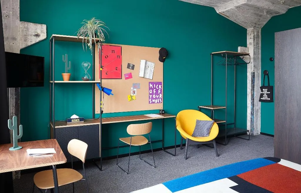 Room, The Social Hub Maastricht, Amsterdam