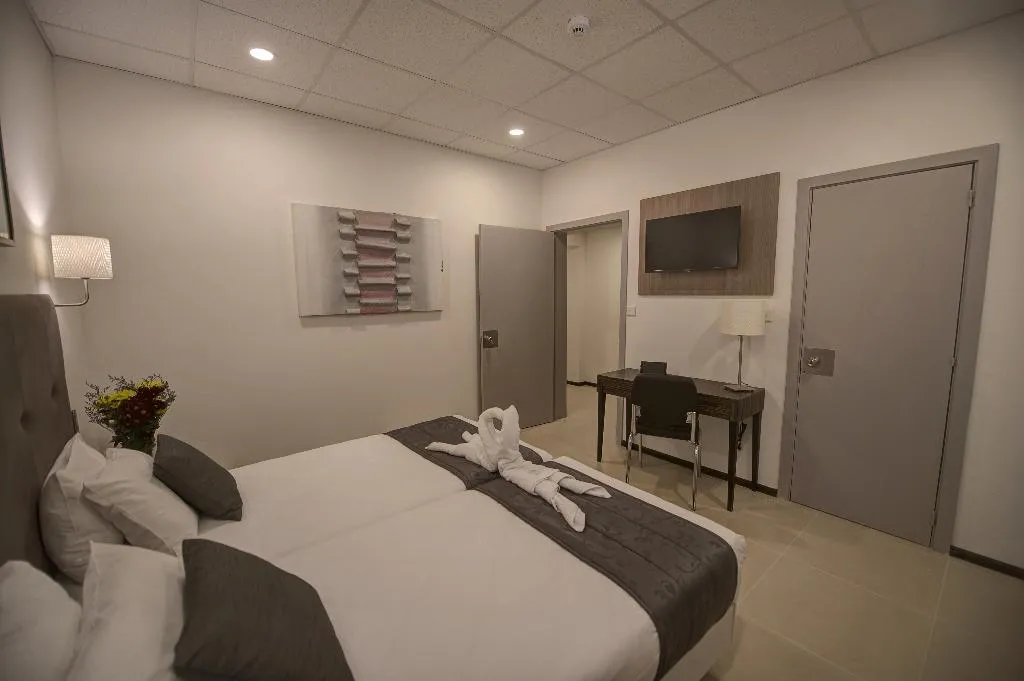 FAMILY ROOM WITH TERRACE Room, Europa Hotel Malta, Malta