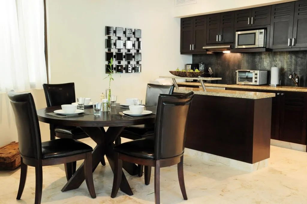 TWIN DELUXE Room, El Taj Ocean Front and Beachside Condo Hotel, Playa Del Carmen