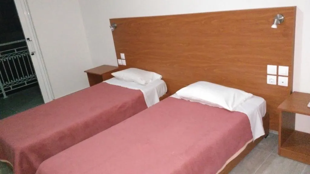 Room, Sydney Greece, Zante