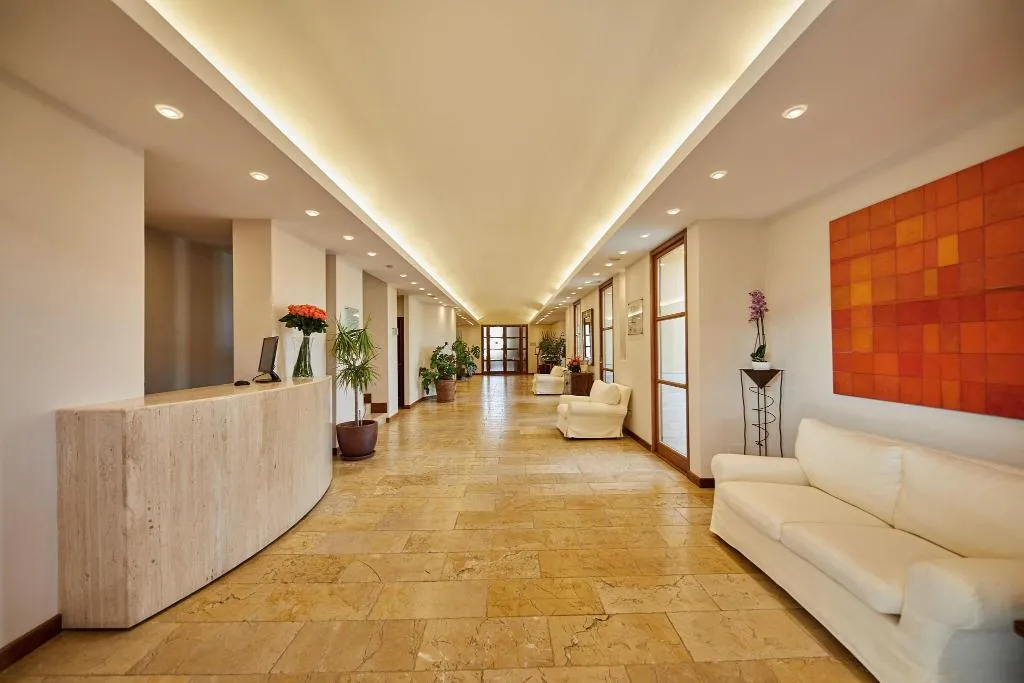 Lobby, Pula Suites Boutique Resort, Majorca
