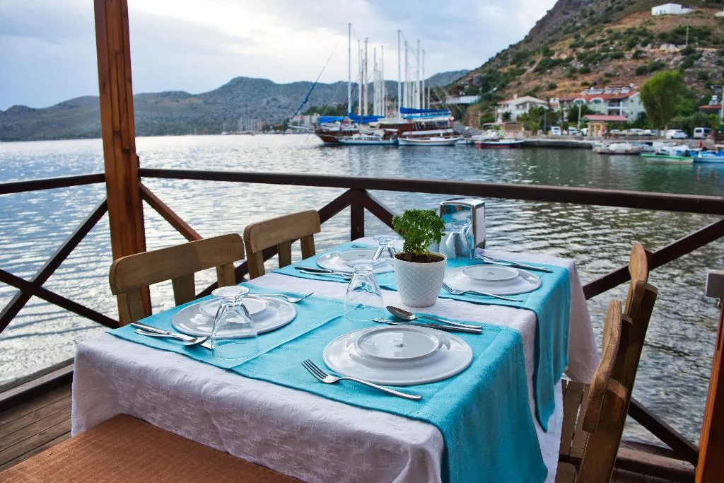 Beach, Defne Lorina, Dalaman