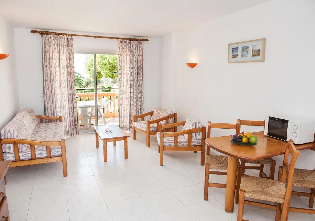 APARTMENT TWO BEDROOMS Room, Apartamento Sol Romantica by DOT Suites, Majorca